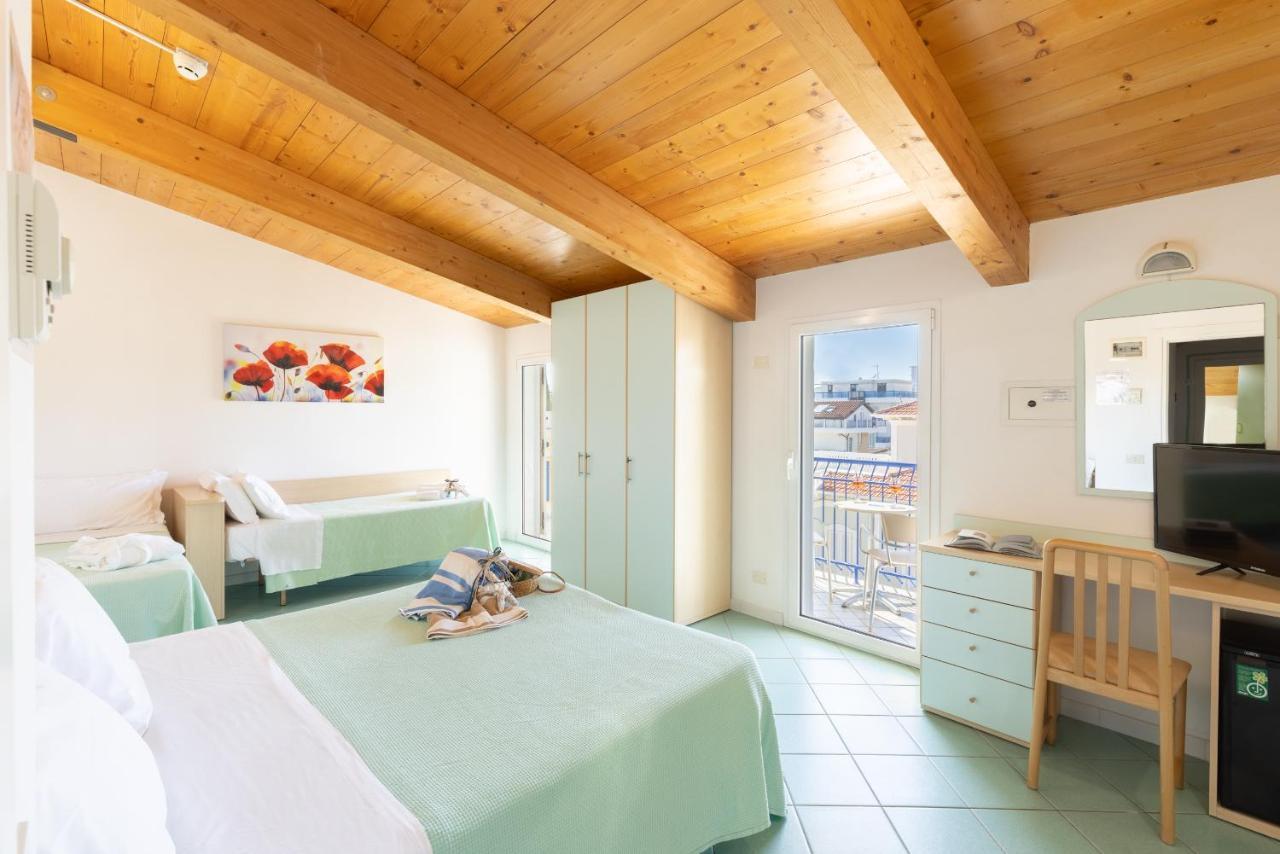 Caprice - In Centro A 3* Riccione